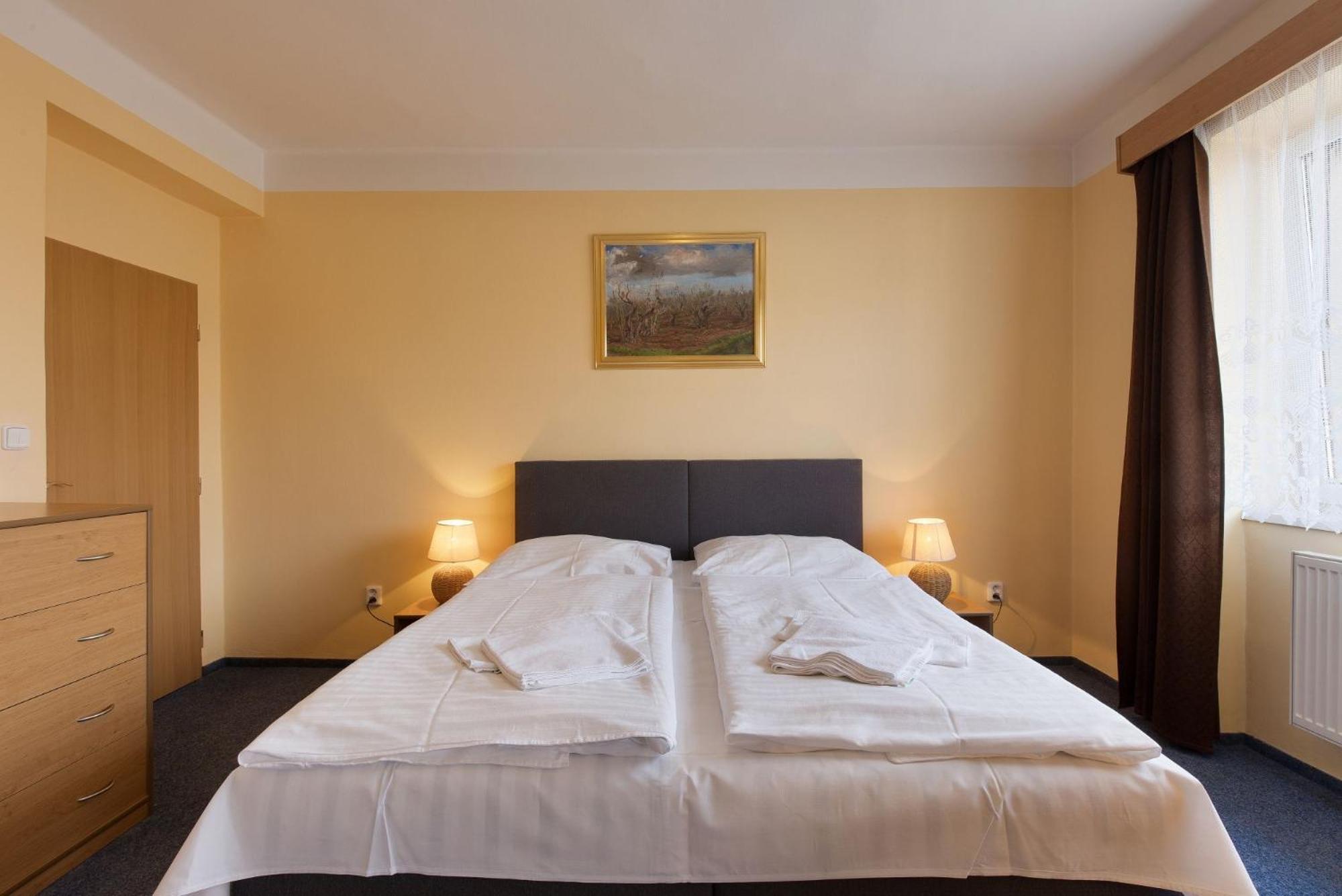 Hotel Belvedere Příbram 외부 사진
